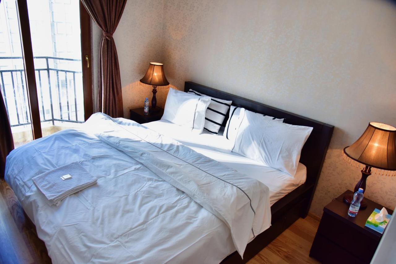 Aden Apartments Tbilisi ภายนอก รูปภาพ